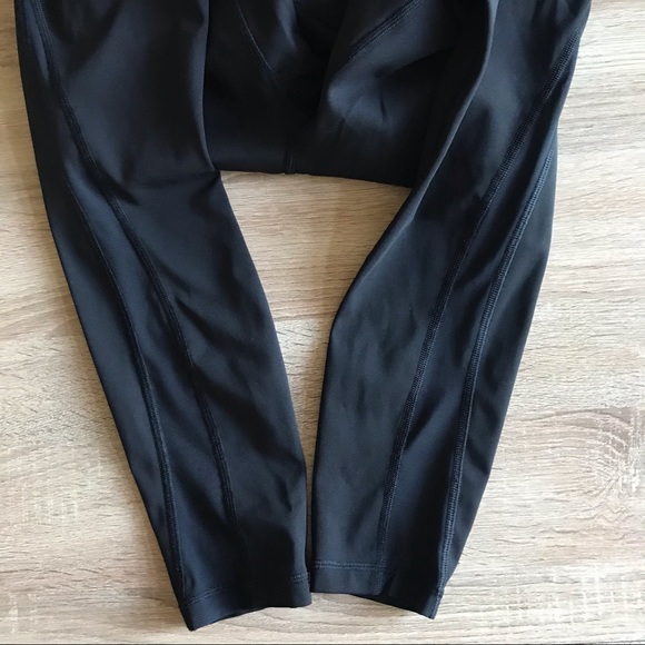 Lululemon Train Times 7/8 Pant 25” Black - Picture 10 of 15
